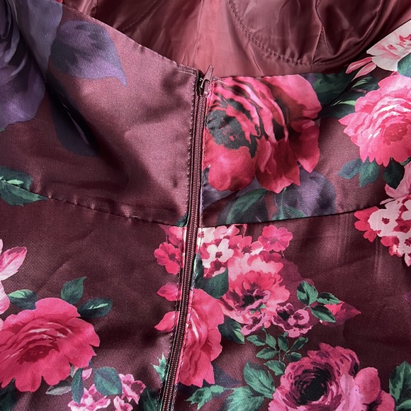 MY MICHELLE | BURGUNDY | FORMAL DRESS - Picture 8 of 13